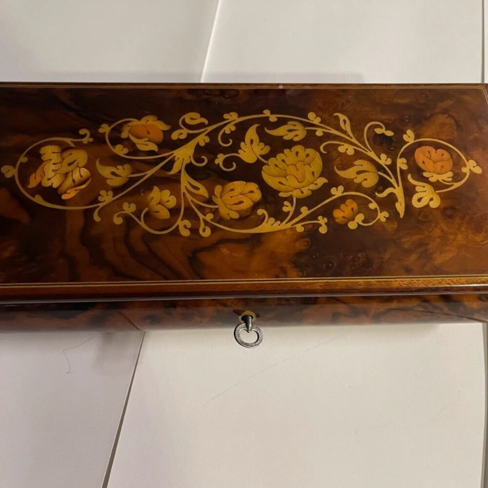 RARE Reuge Music Box Lara's Theme